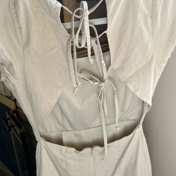 KENDALL and KYLEE mini dress - Picture 2 of 3